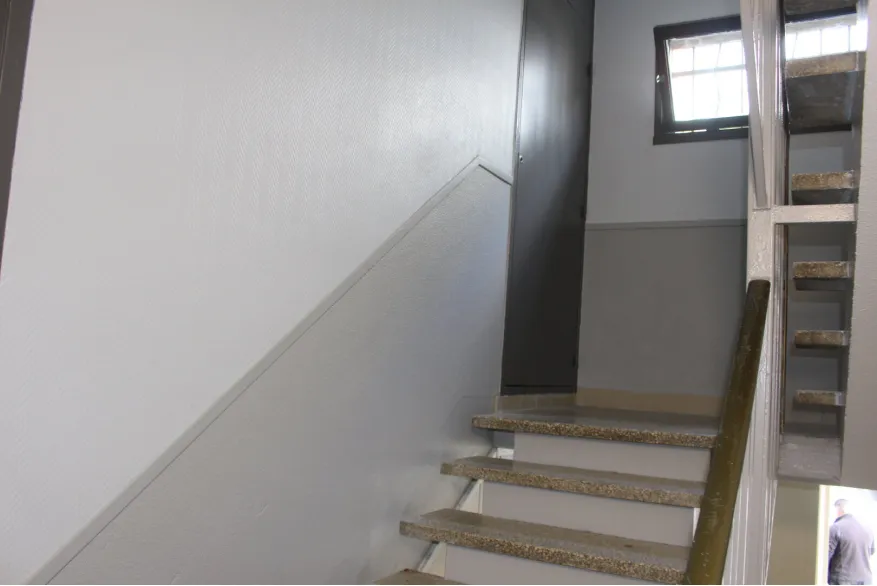 B3