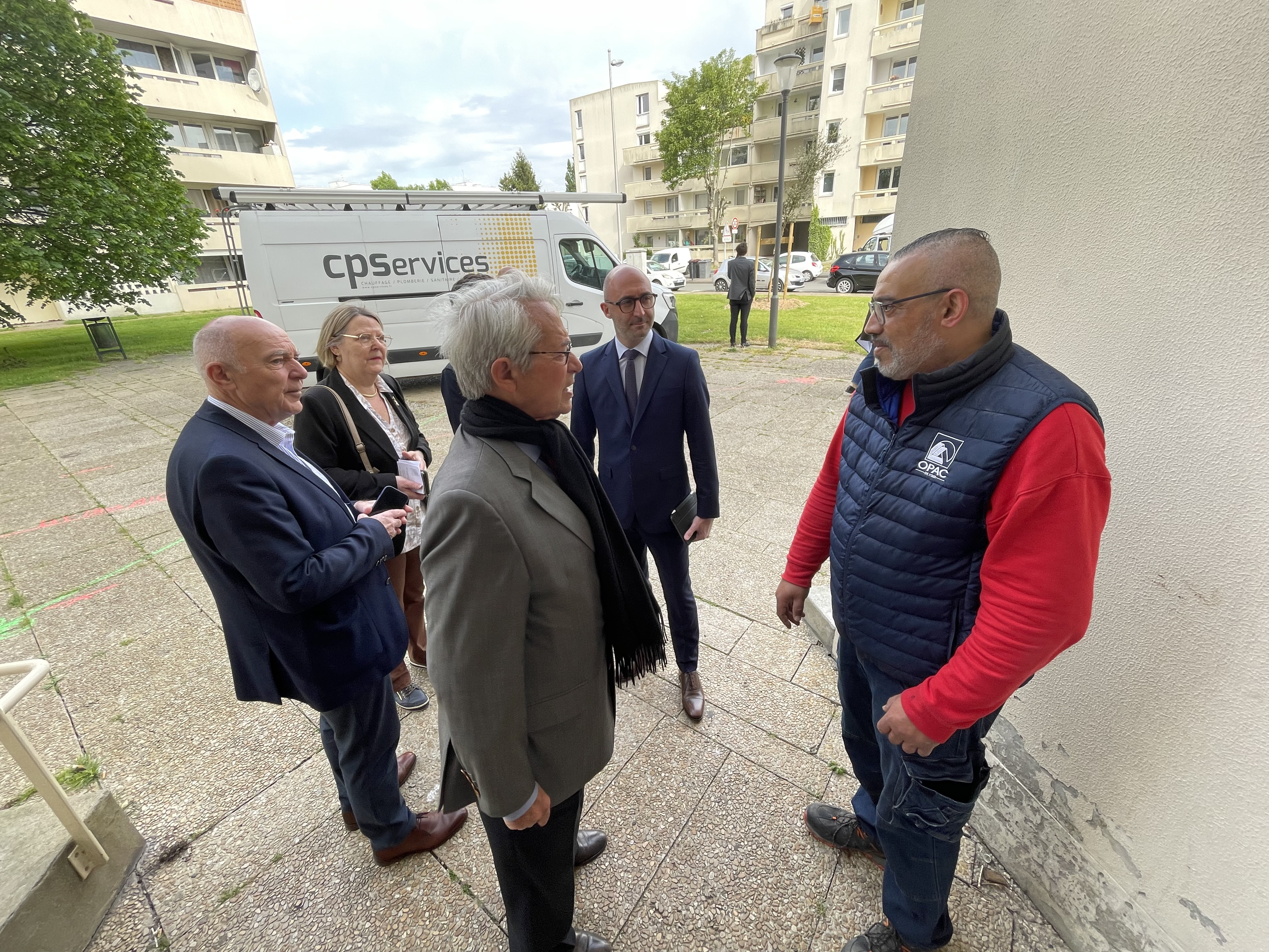 Compiègne rencontre avec le maire à Royallieu