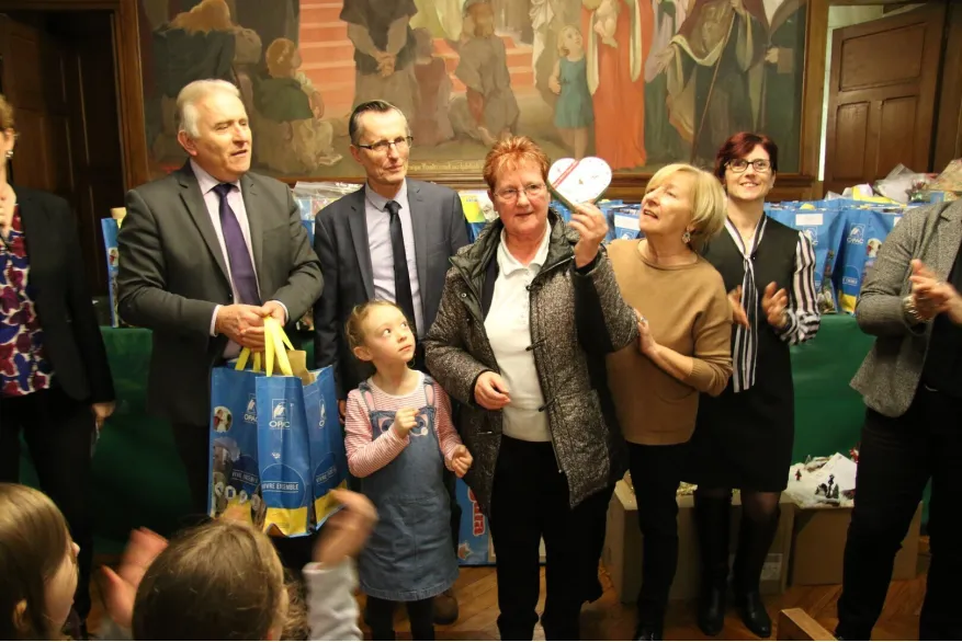 La cérémonie de rémise des prix s'est tenue à la mairie de Noyon.