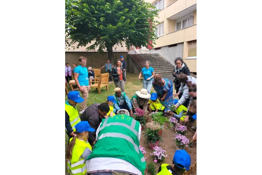 Rantigny rue Edouard Vaillant plantations 16