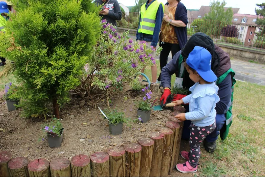 Rantigny rue Edouard Vaillant plantations 9