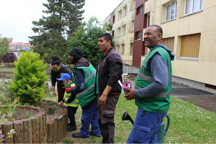 Rantigny rue Edouard Vaillant plantations 11