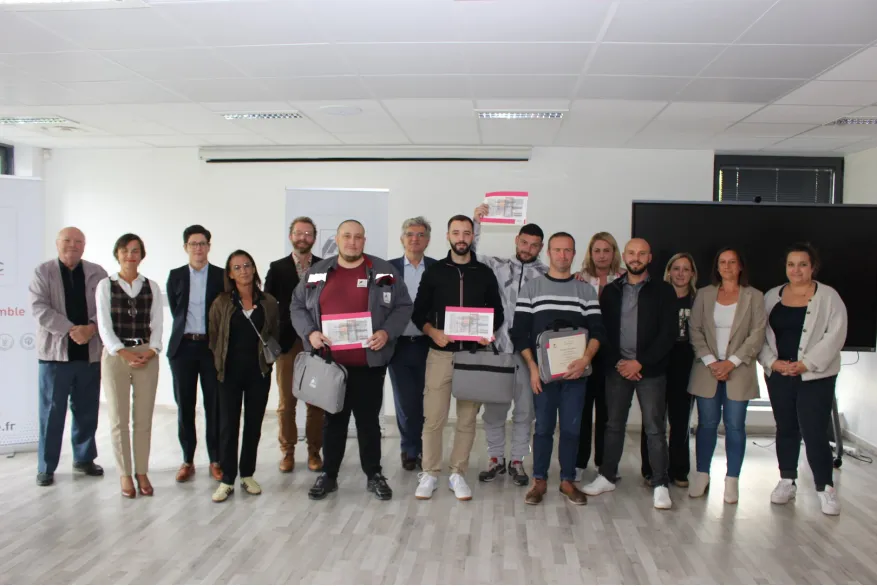 Photo collective des gardiens certifiés et de leurs managers