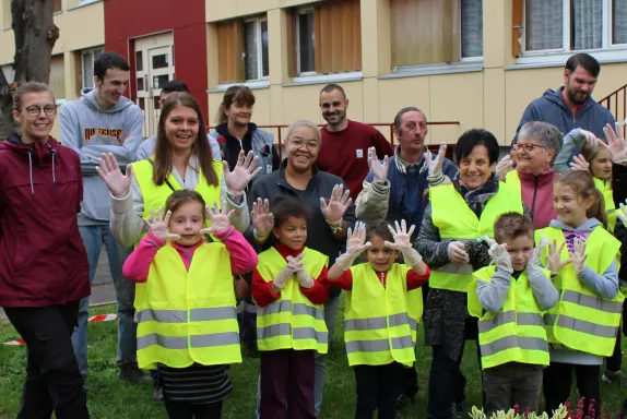 Organisée par l'OPAC de l'Oise en partenariat avec la municipalité, l'animation a réuni des locataires de tous âges.