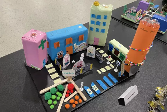 Les prix seront remis le 13 mai prochain.