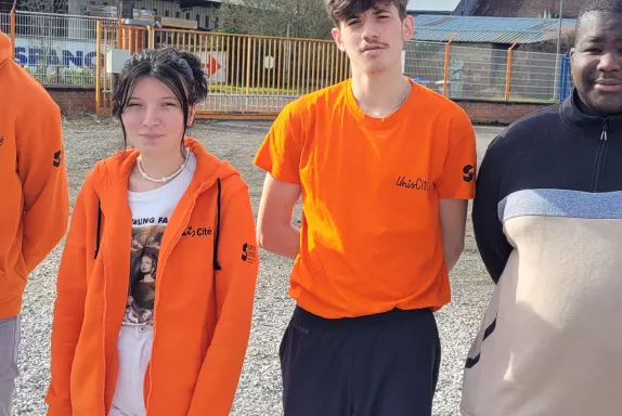 Les volontaires de l'association Unis-Cité vont aller à la rencontre des locataires de l'OPAC de l'Oise (photo : Unis-Cité).