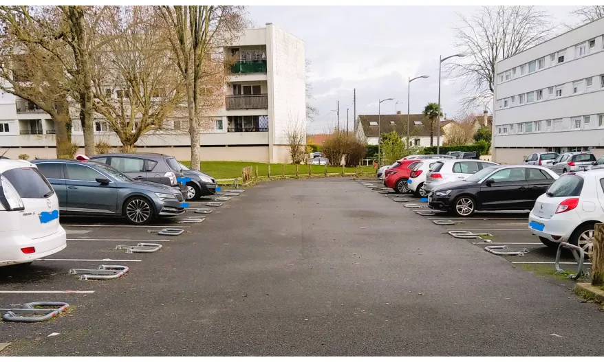 EMPLACEMENT PARKING SECURISE