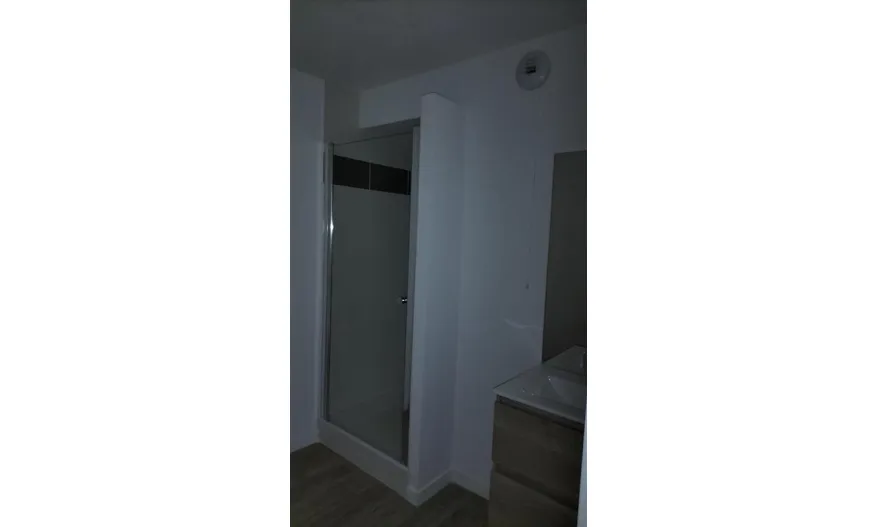 SALLE D EAU 1