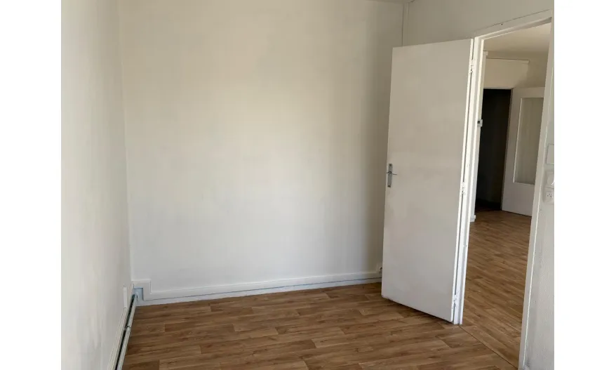 CHAMBRE 1
